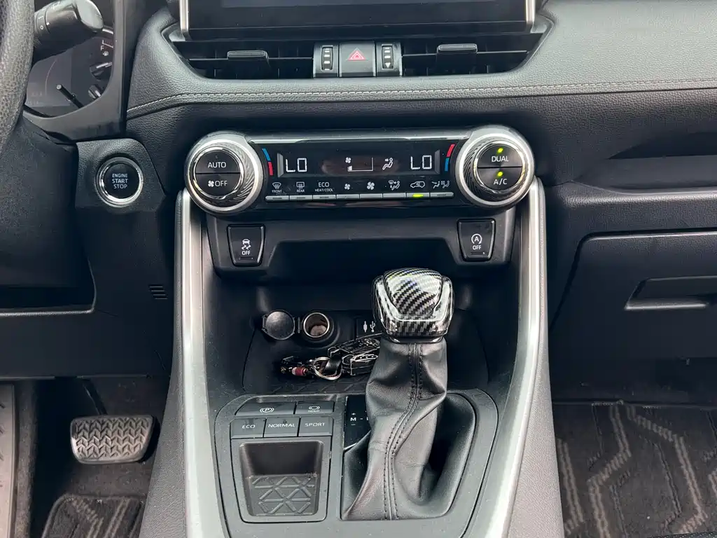 Toyota RAV4 2022 2.0L CVT