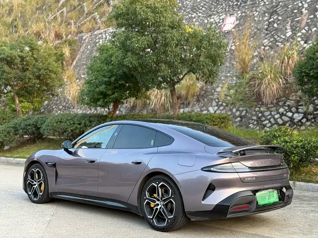 XIAOMI CAR XIAOMI SU7