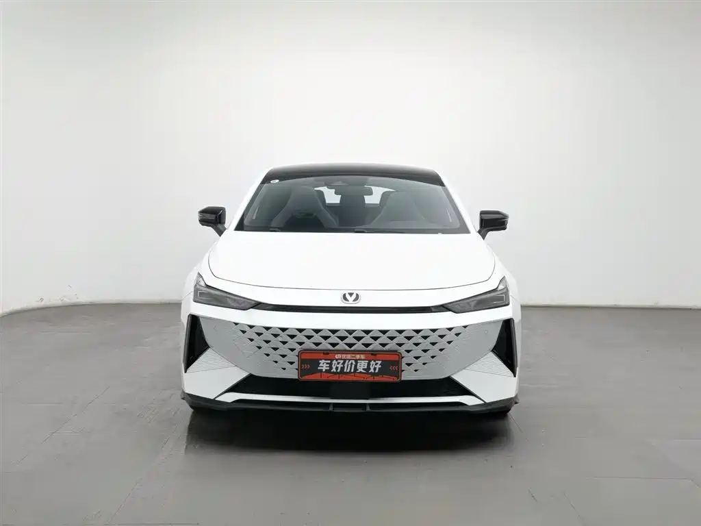 CHANGAN UNI V SMART IDD