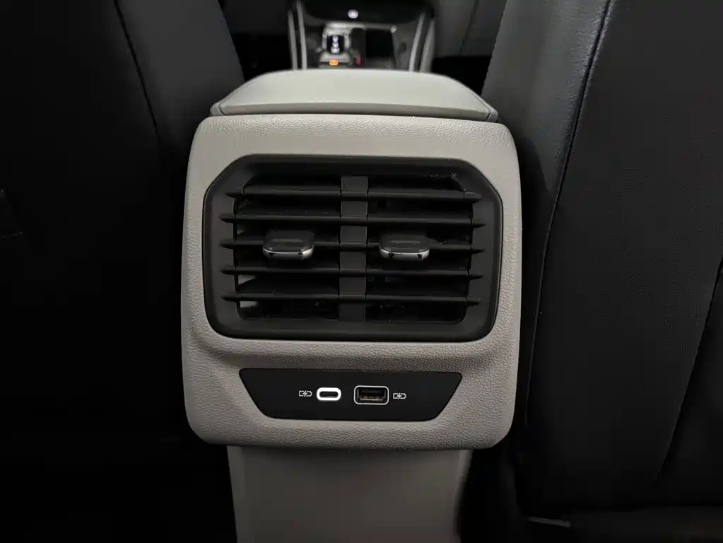 Volkswagen Lamando — миниатюра 17