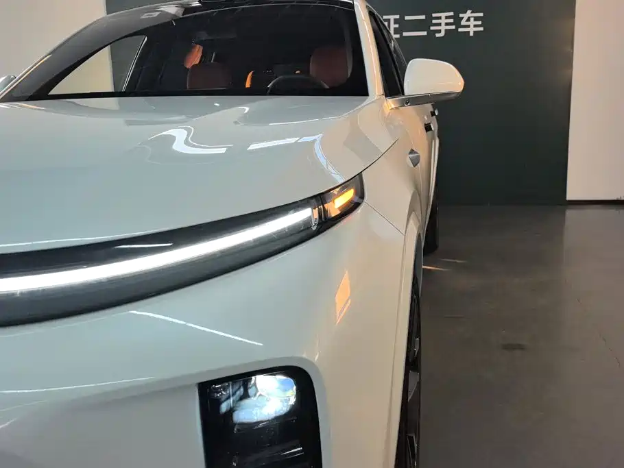 Li Auto Li L7 — миниатюра 5