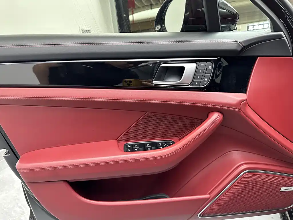Porsche Panamera — миниатюра 16