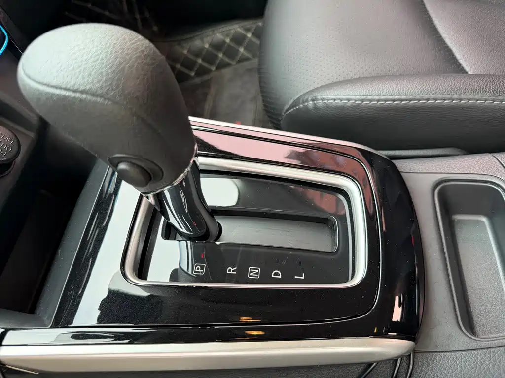 Nissan Sylphy — миниатюра 10
