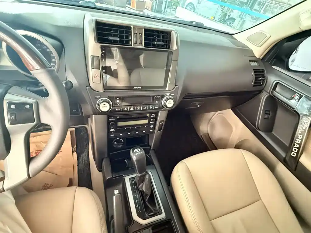 Toyota Land Cruiser Prado 2012 2.7L