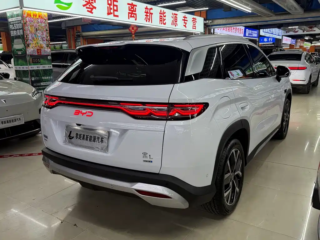 BYD L DM-i — миниатюра 6