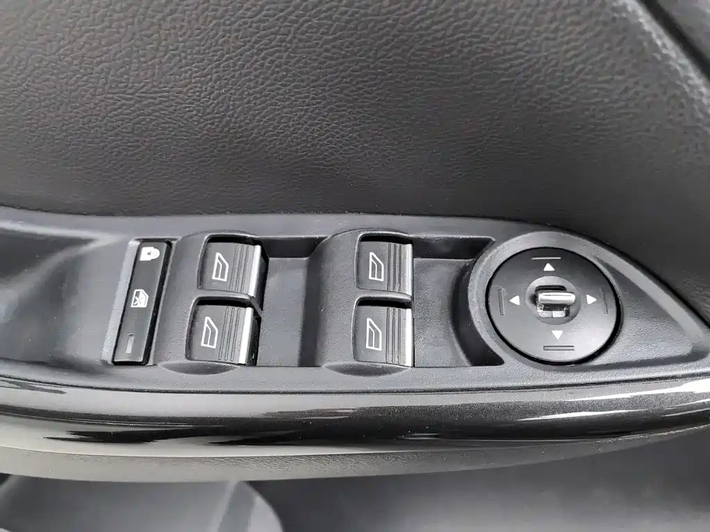 Ford Focus — миниатюра 9