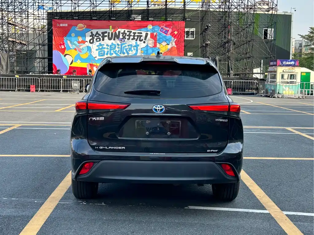 Toyota Highlander — миниатюра 3