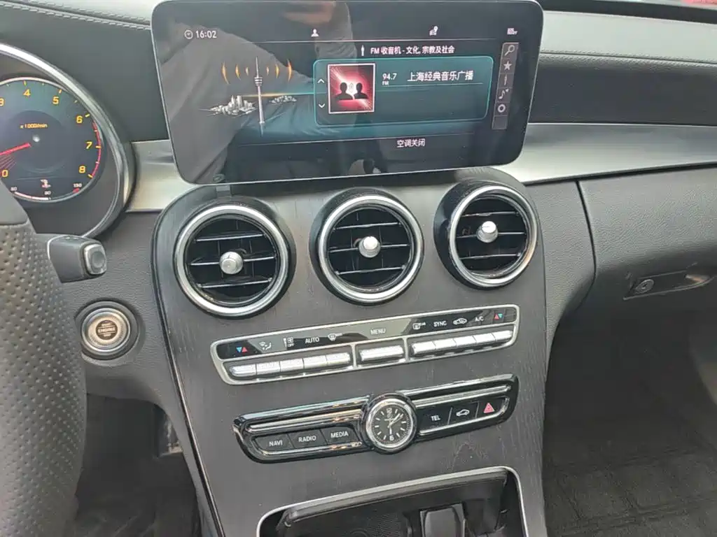 Mercedes-Benz C-Class — миниатюра 18