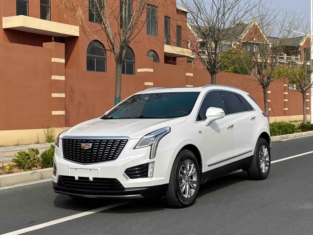 Купить Cadillac XT5