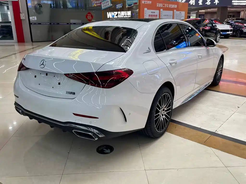 Mercedes-Benz C-Class — миниатюра 4