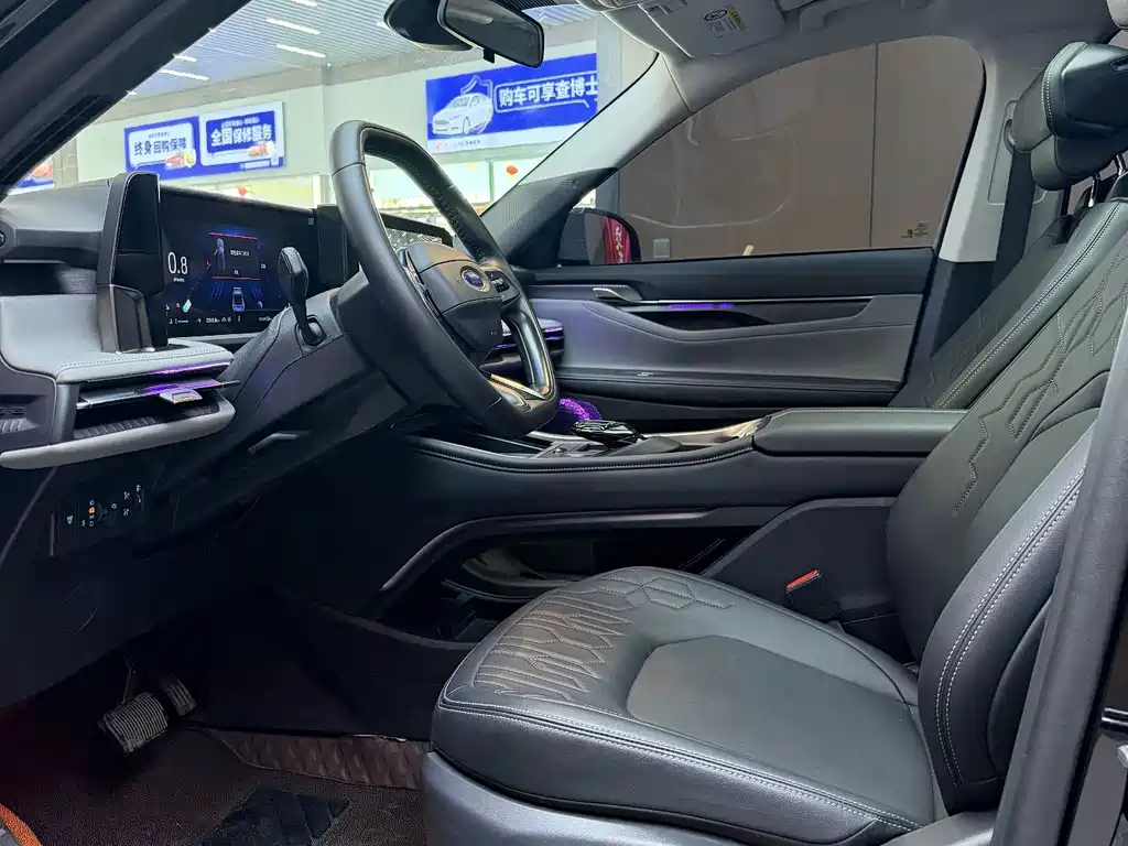Ford Edge — миниатюра 8