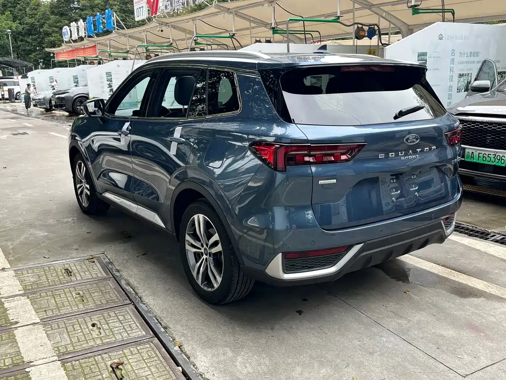 Ford Equator Sport — миниатюра 6