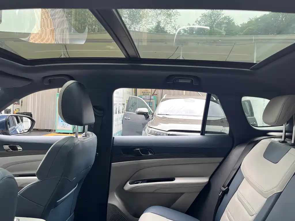 Ford Equator Sport — миниатюра 11