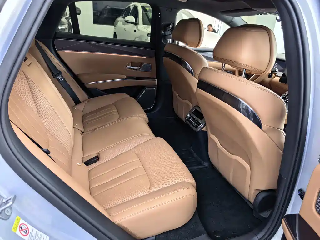 BYD Han L — миниатюра 6