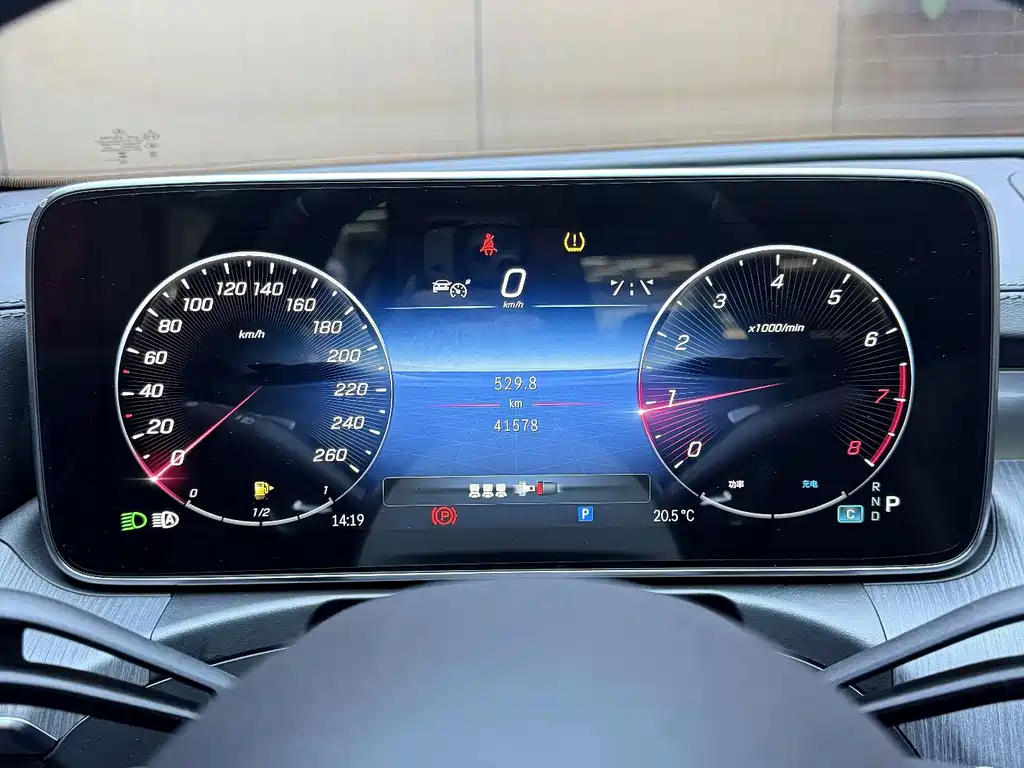 Mercedes-Benz C-Class — миниатюра 11