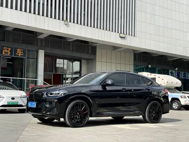BMW X4 M40I