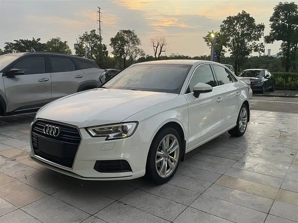 Купить Audi A3