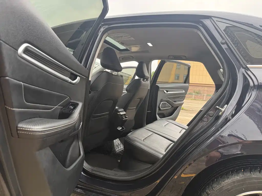 Geely Emgrand — миниатюра 18