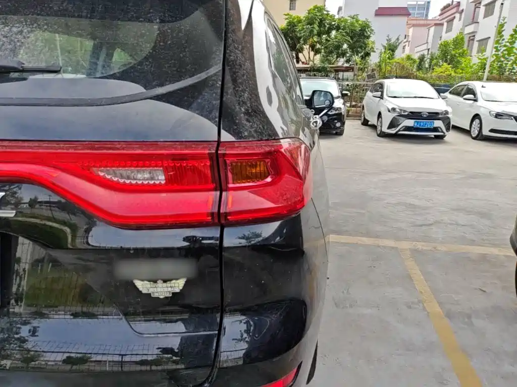 Haval M6 — миниатюра 8