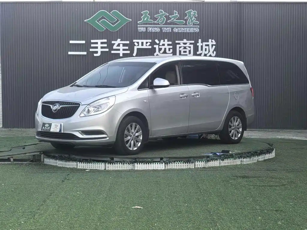 Buick GL8 2017