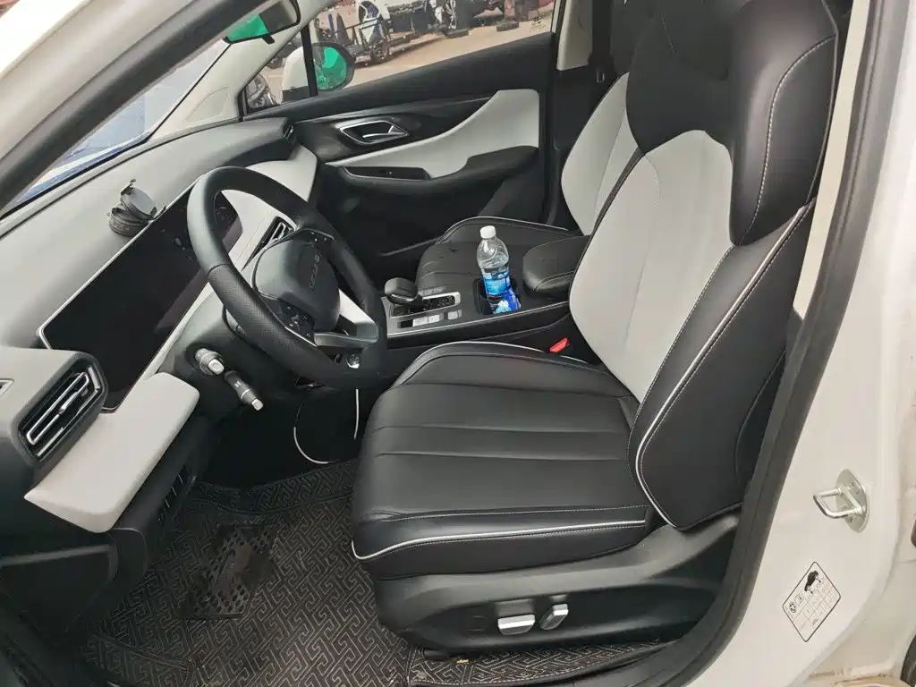 BAIC EU5 Plus — миниатюра 11