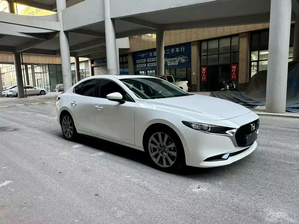 MAZDA 3 ANGKESAILA