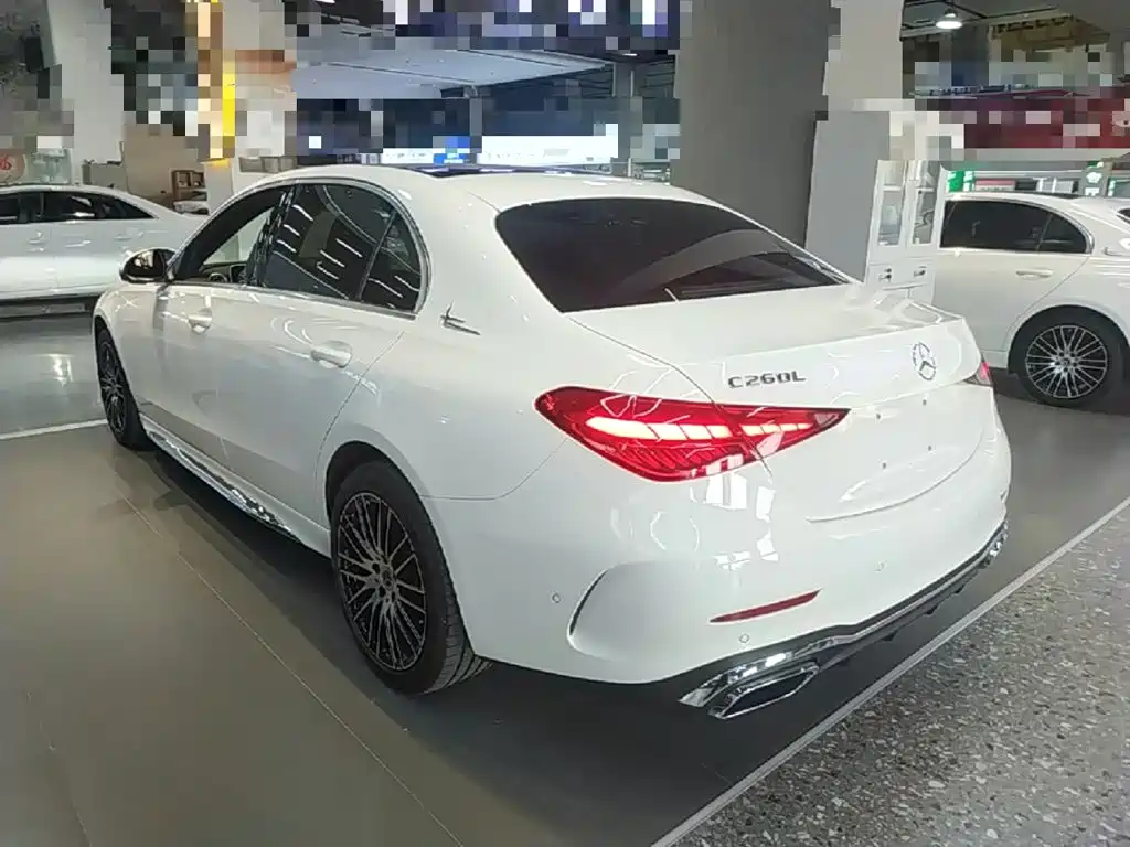 Mercedes-Benz C-Class — миниатюра 5