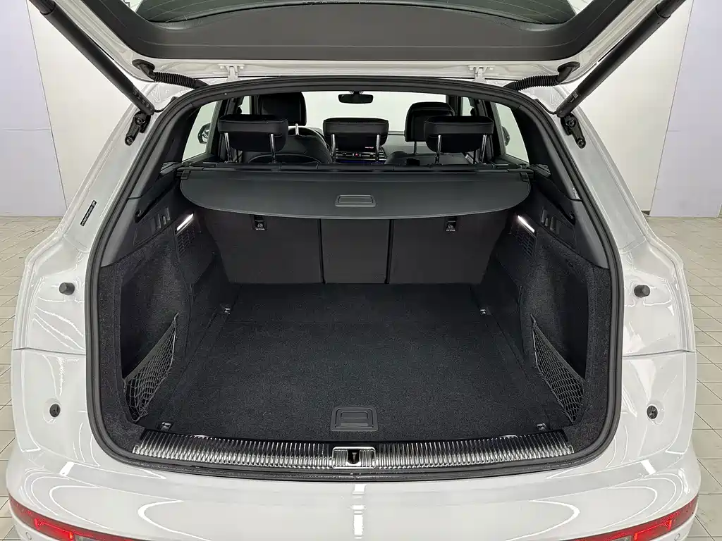 Audi Q5L — миниатюра 19