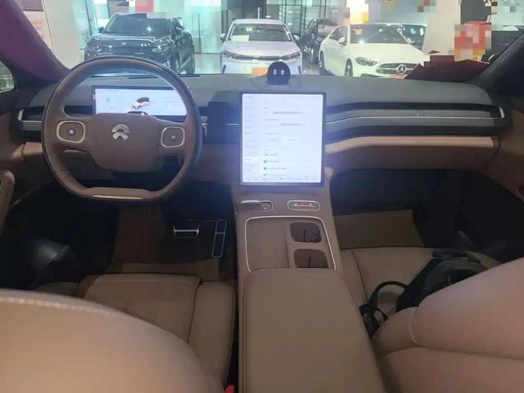 NIO ES8 — миниатюра 10