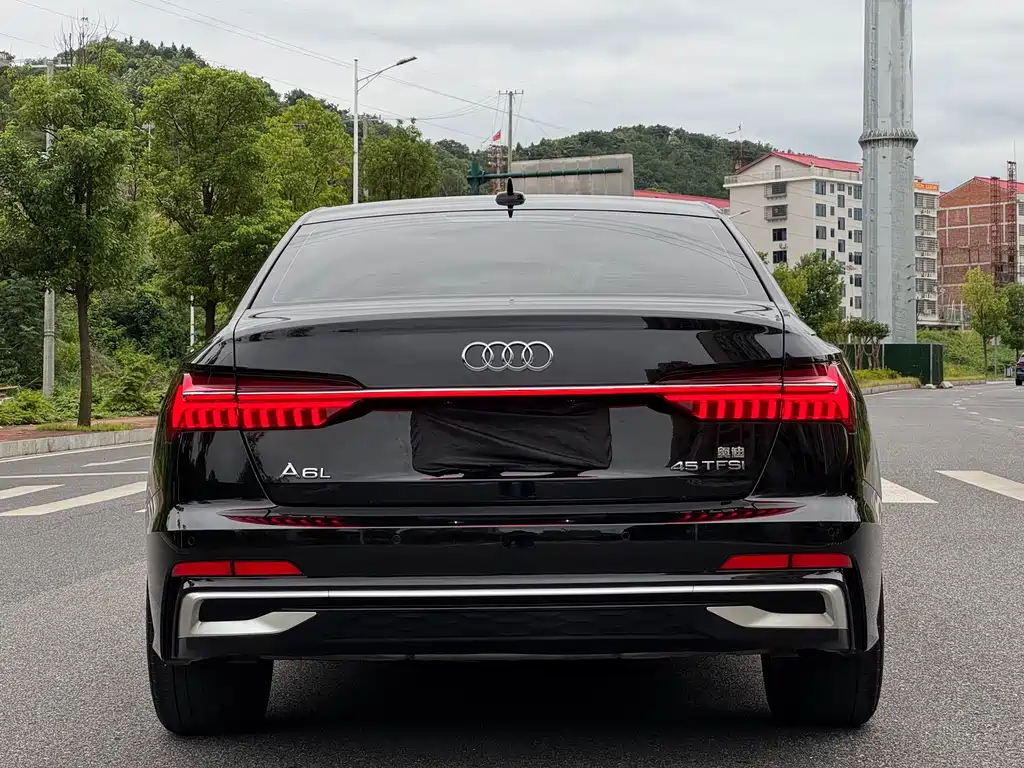 Audi A6L — миниатюра 5
