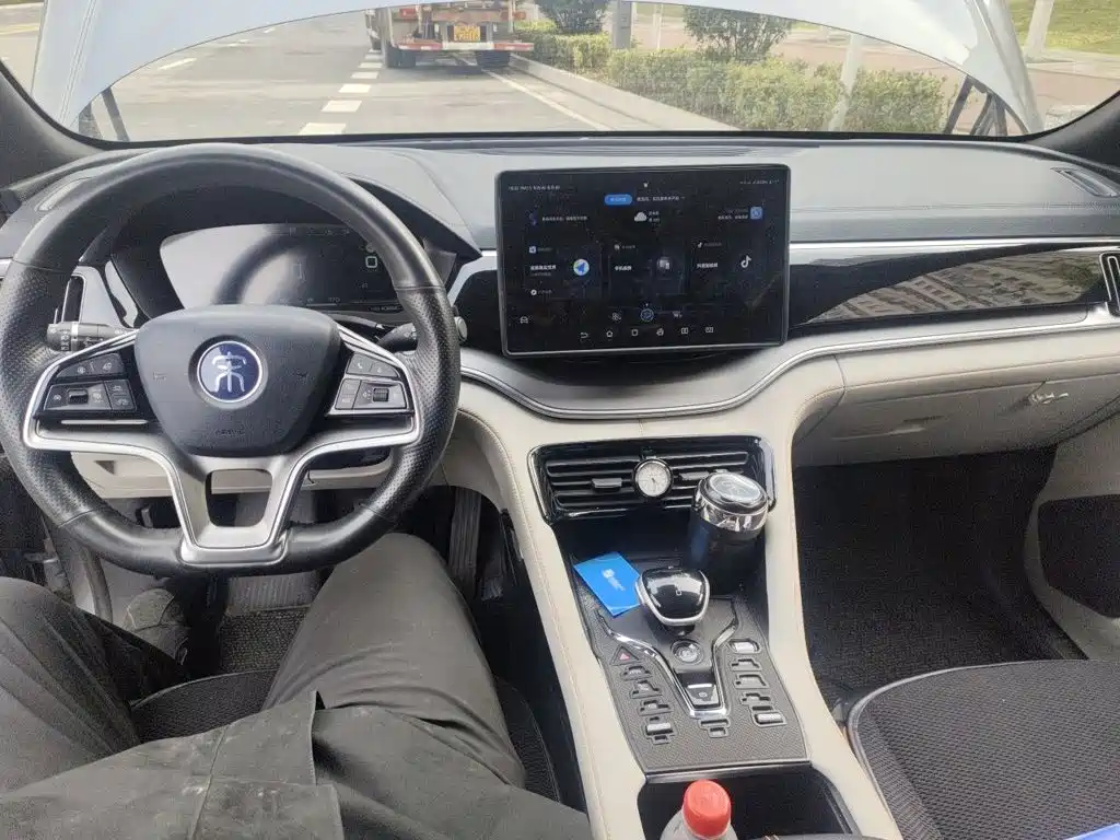 BYD PLUS New Energy — миниатюра 5