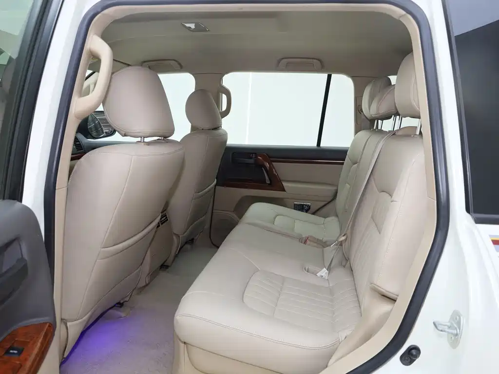 Toyota Land Cruiser — миниатюра 26