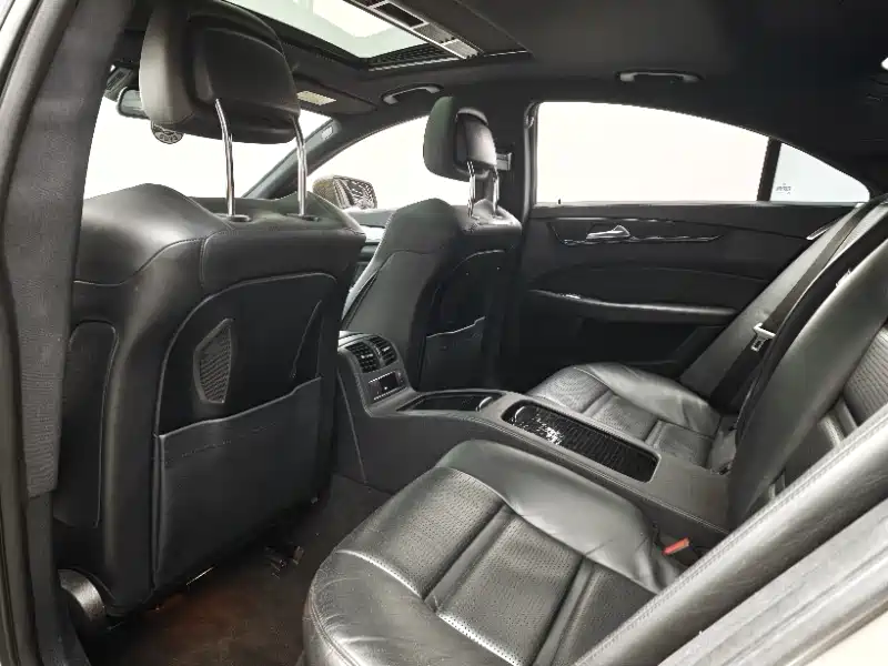 Mercedes-Benz CLS A MG 2012 AMG CLS 63