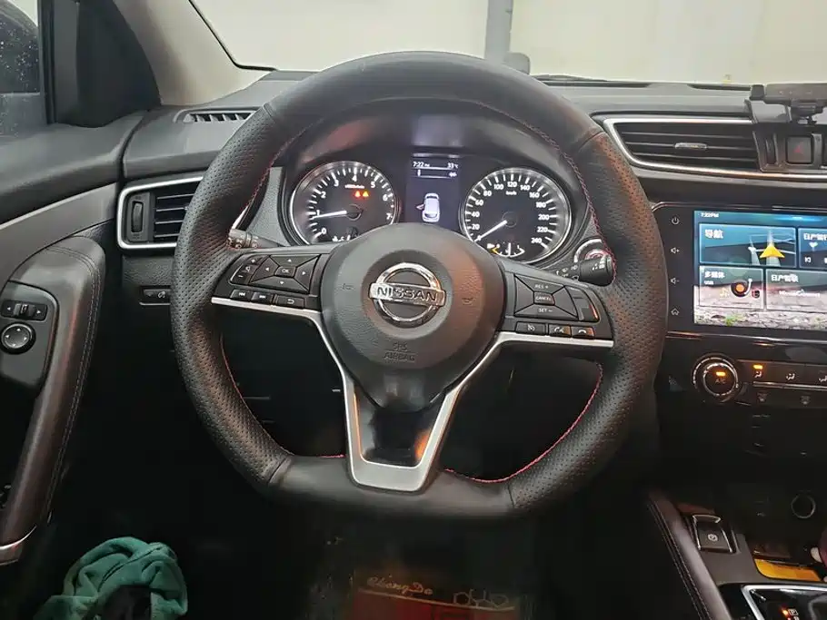 Nissan Qashqai — миниатюра 15