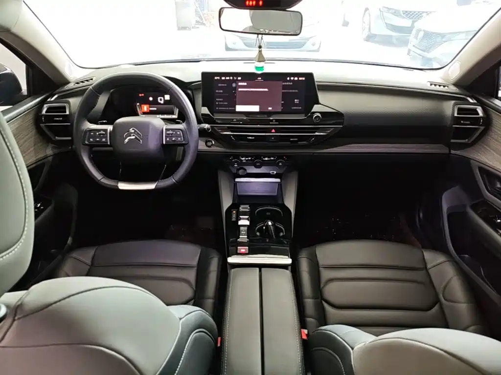 Citroen C5 X — миниатюра 10