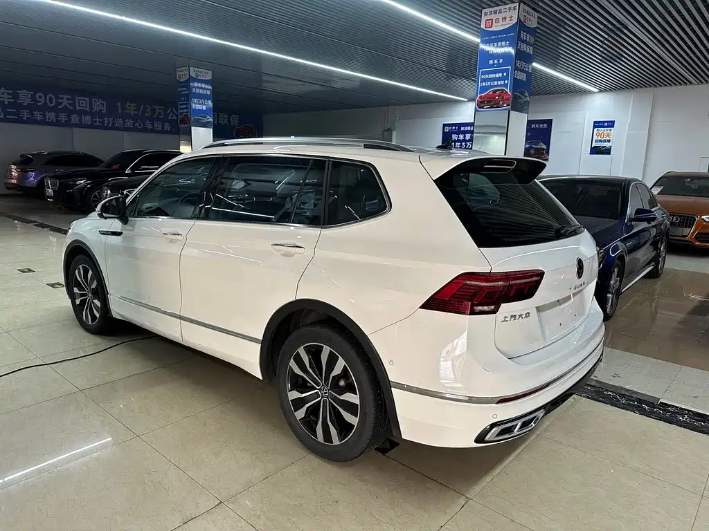 Volkswagen Tiguan L — миниатюра 3
