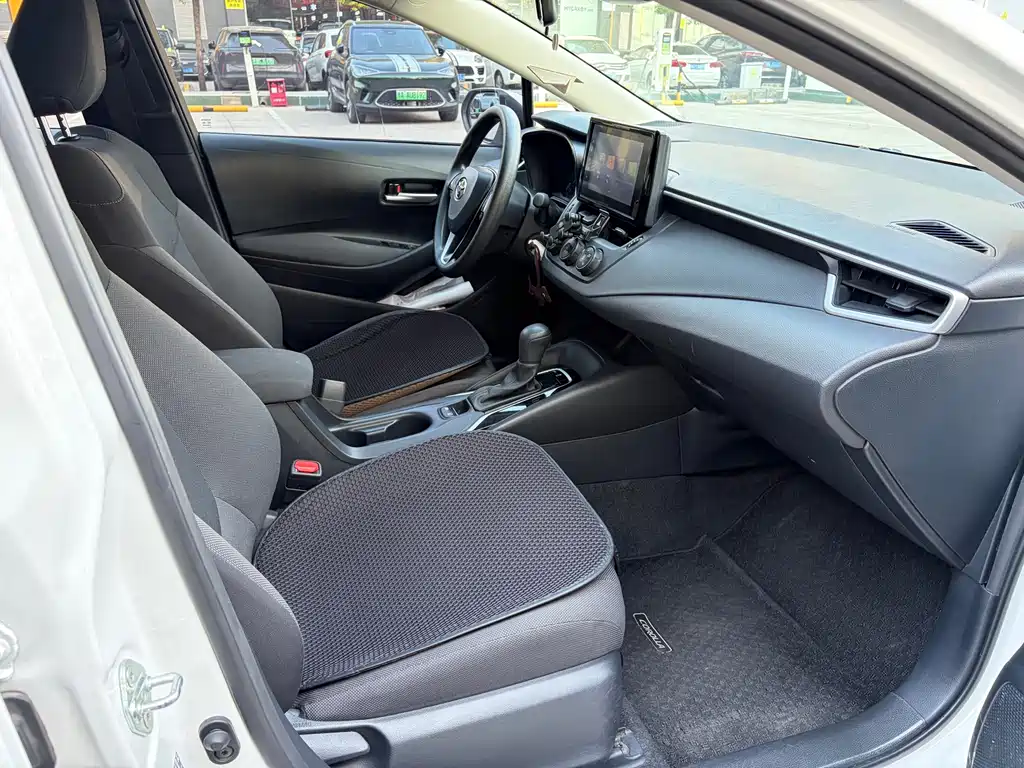 Toyota Corolla — миниатюра 7