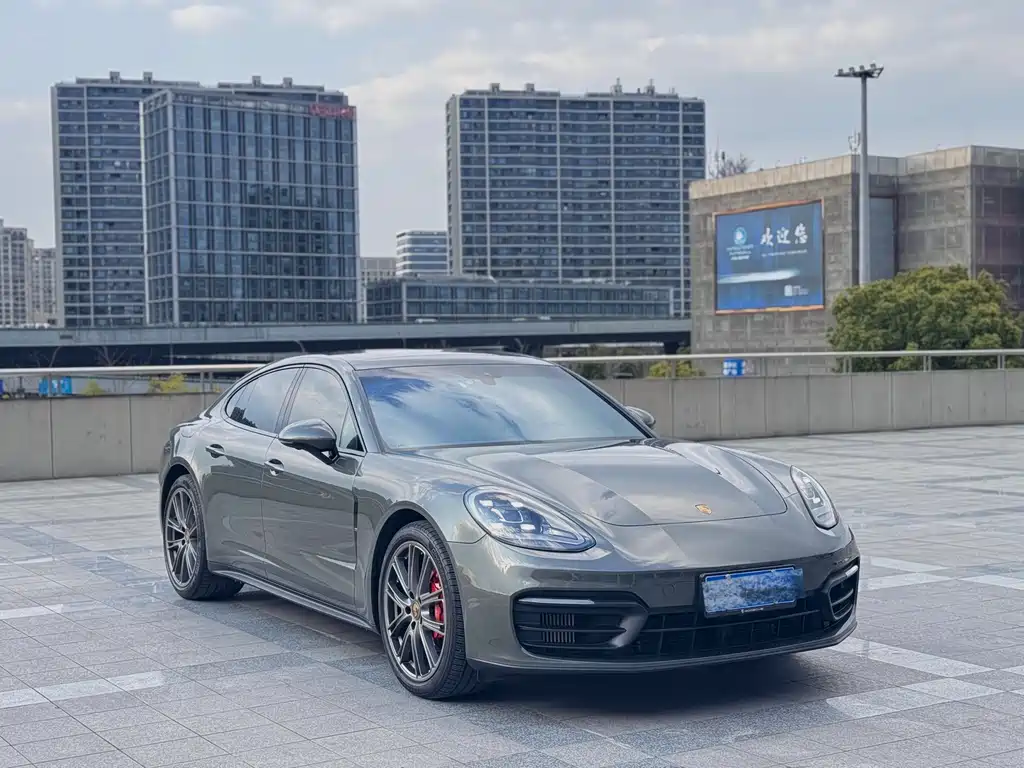 Купить Porsche Panamera