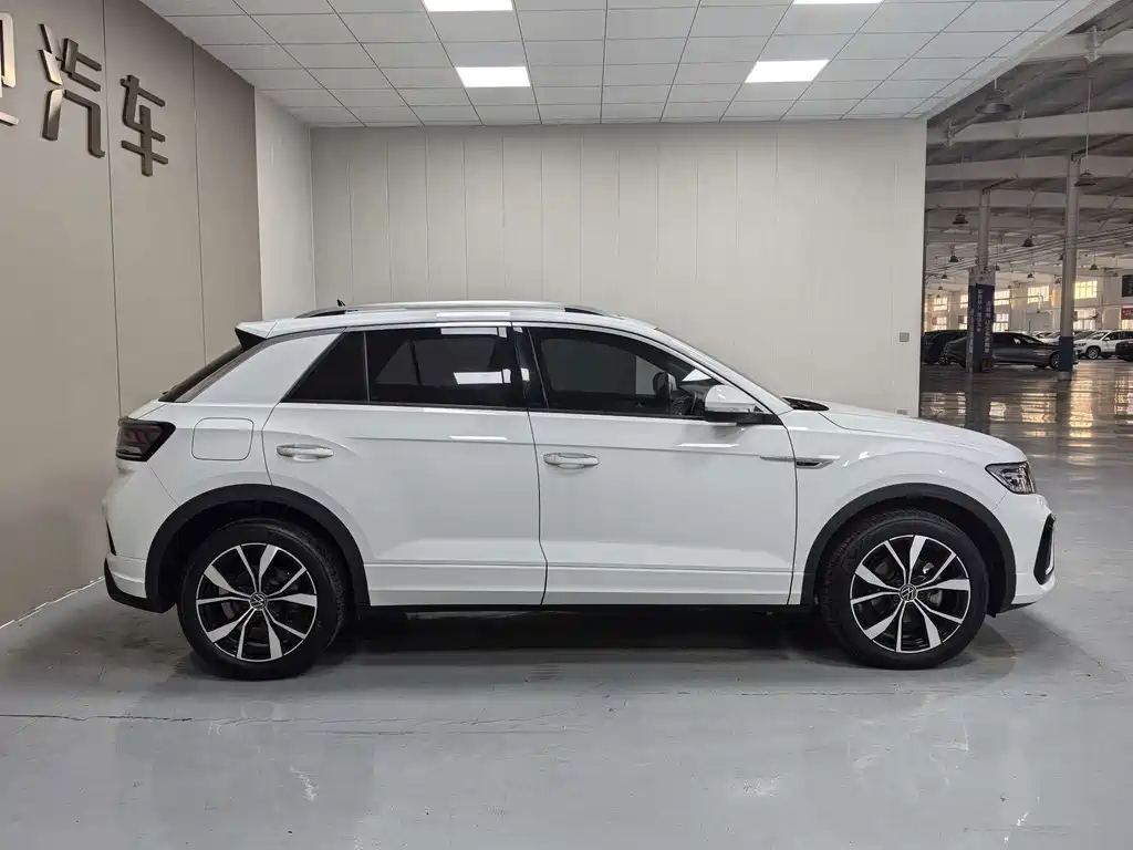 Volkswagen T-Roc — миниатюра 9