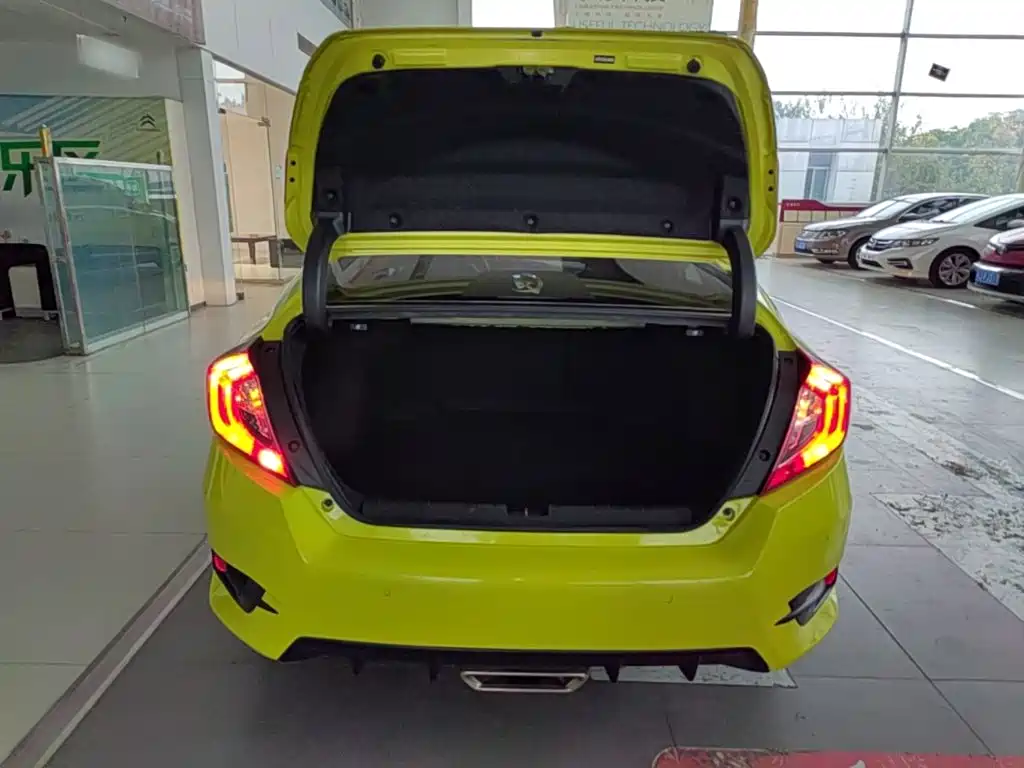 Honda Civic — миниатюра 19