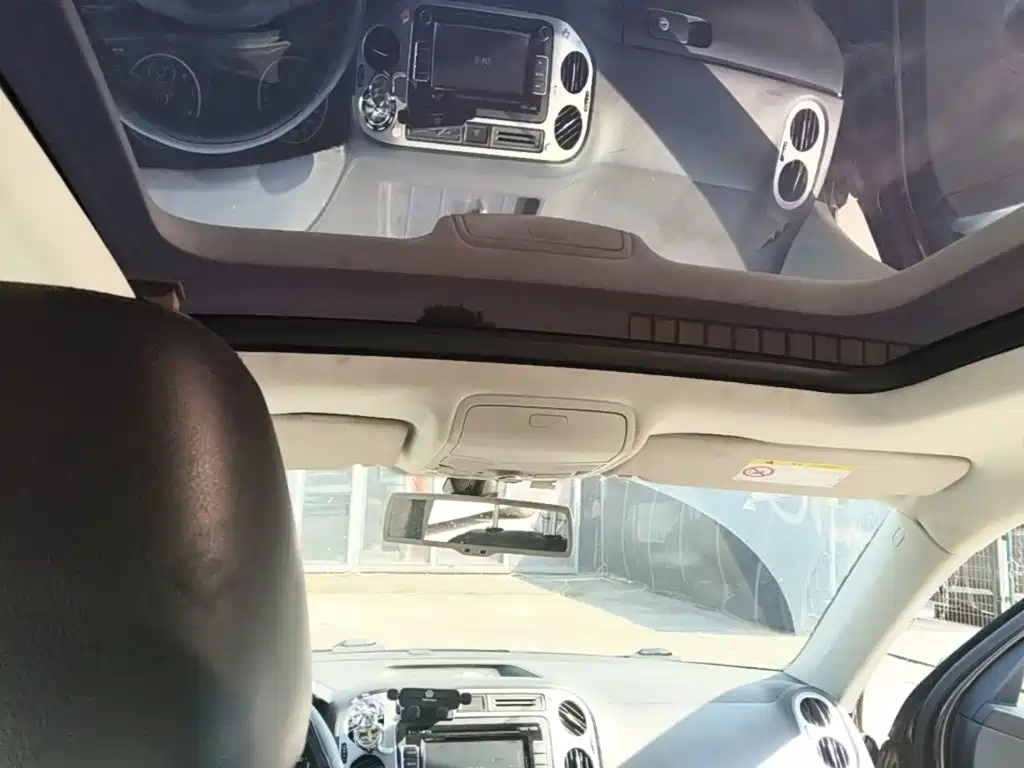 Volkswagen Tiguan — миниатюра 23