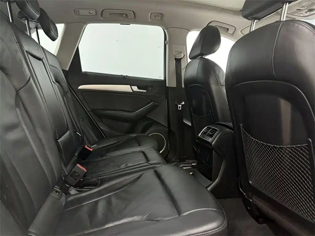 Audi Q5 (Import) — миниатюра 7