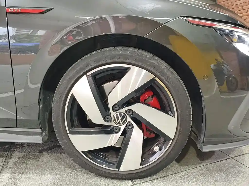 Volkswagen Golf GTI — миниатюра 17