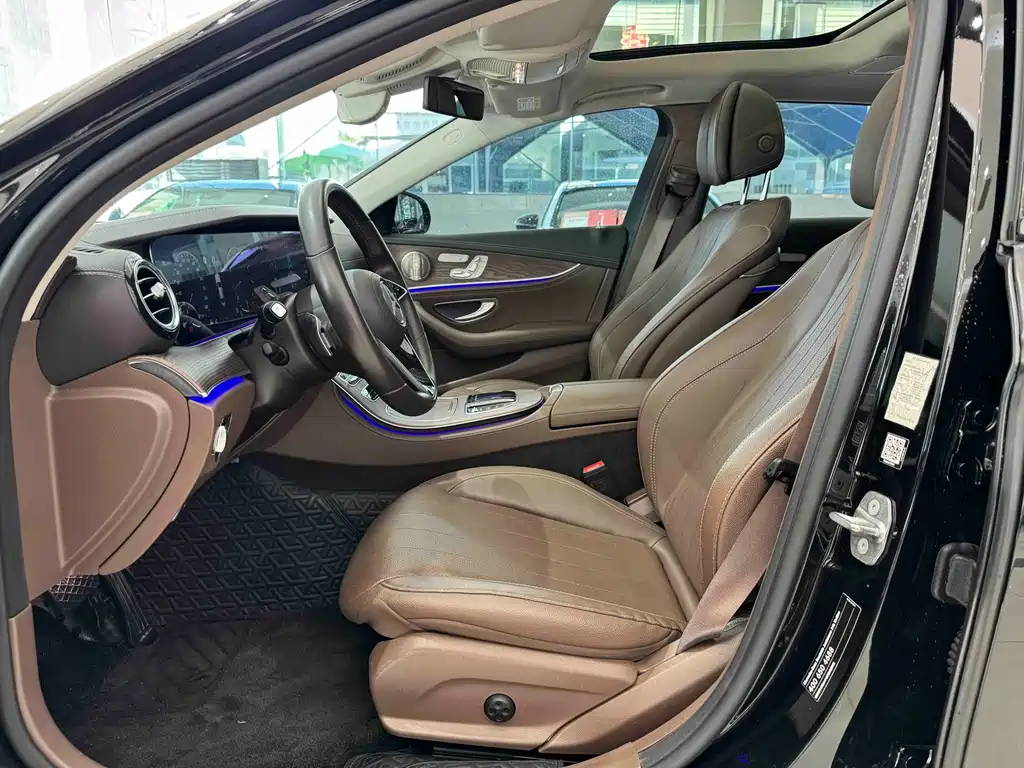 MERCEDES-BENZ E CLASS