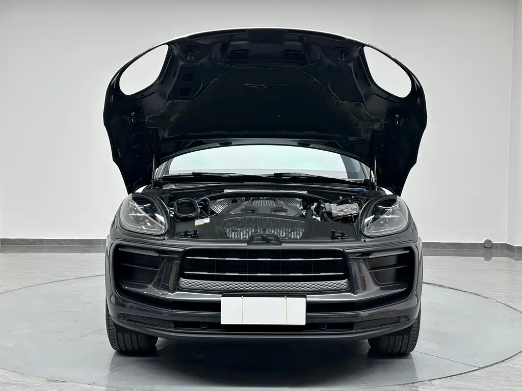 Porsche Macan — миниатюра 27