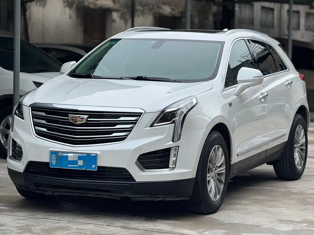 CADILLAC XT5