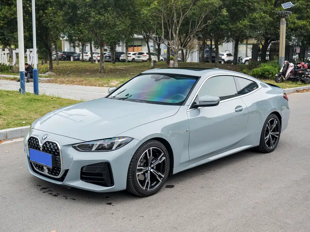 BMW 4 Series 2025