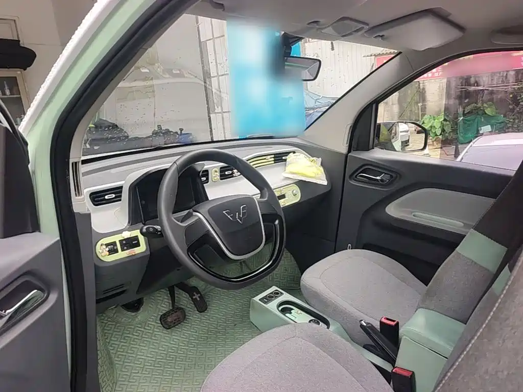 Wuling MINIEV — миниатюра 10