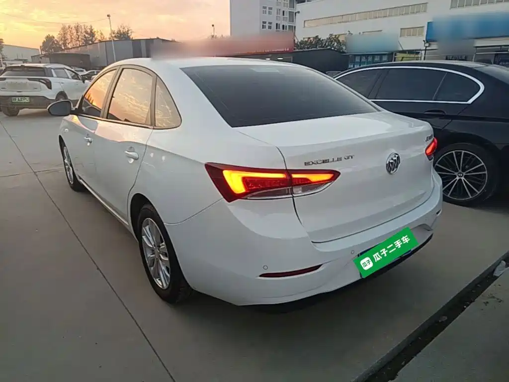 Buick Excelle — миниатюра 5