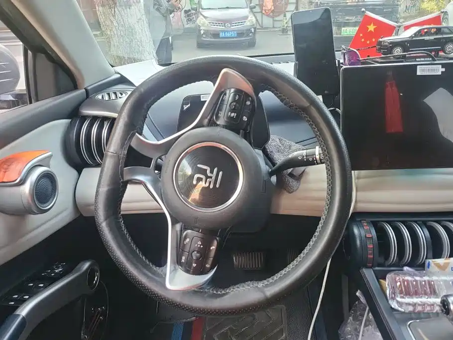 BYD Yuan Plus — миниатюра 15